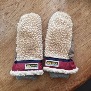 Japanese shearling mittens